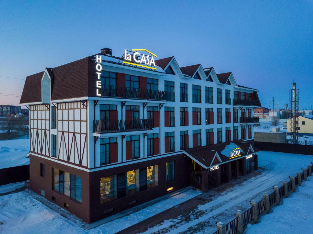 Lacasa Hotel Karagandy Esterno foto